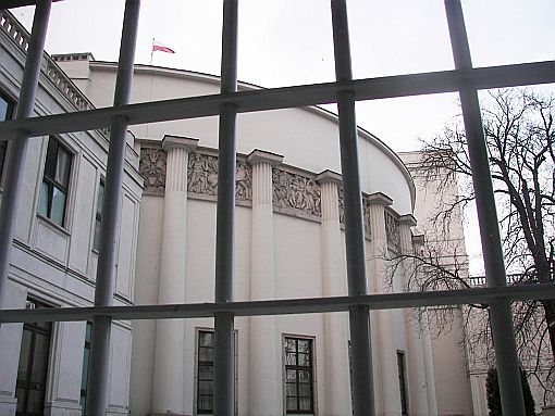 Budynek Sejmu z okna budynku K